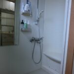 2F　シャワー室 (風呂)